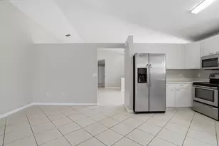 15745 NW 16th Ct, Pembroke Pines, FL 33028 - Photo 16