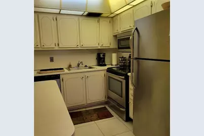 351 Markham P #351, Deerfield Beach, FL 33442 - Photo 2