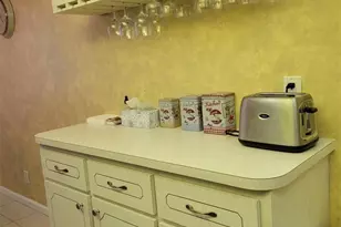 351 Markham P, Deerfield Beach, FL 33442 - Photo 4