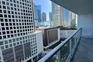 500 Brickell Ave, Miami, FL 33131 - Photo 8
