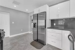 4651 SW 19th St, Fort Lauderdale, FL 33317 - Photo 14