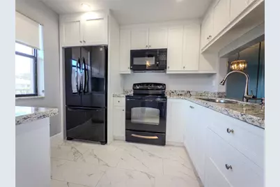 10332 Sunrise Lakes Boulevard #310, Sunrise, FL 33322 - Photo 2