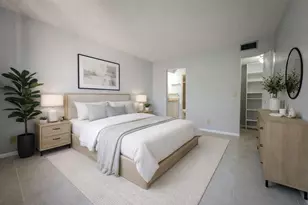 10332 Sunrise Lakes Blvd, Sunrise, FL 33322 - Photo 4