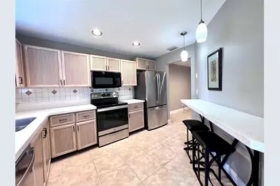 2246 Discovery Circle, Deerfield Beach, FL 33442 - Photo 10