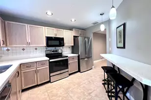 2246 Discovery Circle, Deerfield Beach, FL 33442 - Photo 10