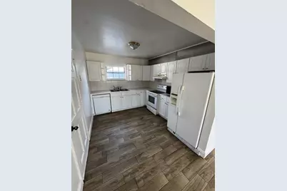 221 SW 68th Avenue, Hollywood, FL 33023 - Photo 2