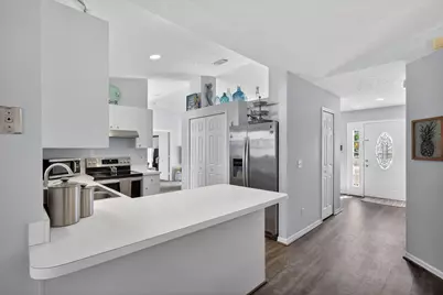 165 SW Eyerly Avenue, Port Saint Lucie, FL 34983 - Photo 12