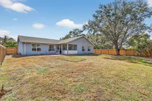 165 SW Eyerly Ave, Port Saint Lucie, FL 34983 - Photo 46