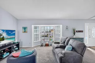 165 SW Eyerly Ave, Port Saint Lucie, FL 34983 - Photo 20