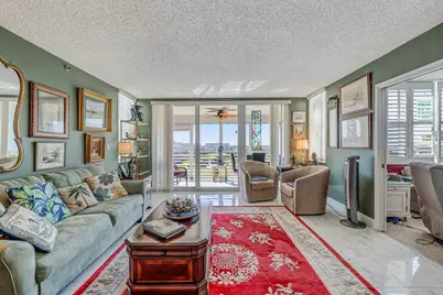 3520 Oaks Way #809, Pompano Beach, FL 33069 - Photo 2