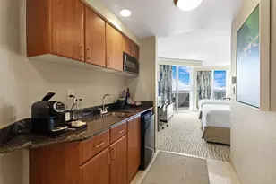 18001 Collins Ave, Sunny Isles Beach, FL 33160 - Photo 32