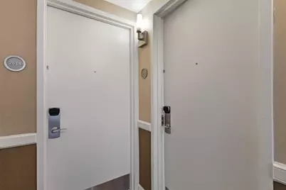 18001 Collins Avenue, North Miami Beach, FL 33160 - Photo 8