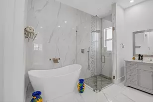 711 NE 6th St, Boca Raton, FL 33432 - Photo 44