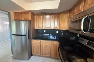 2110 NE 42nd Ct, Pompano Beach, FL 33064 - Photo 4