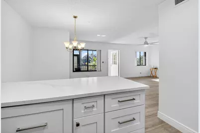 427 Pine Glen Lane #C2, Greenacres, FL 33463 - Photo 14