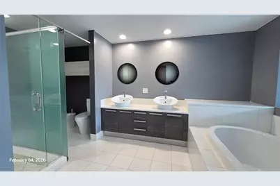 2950 NE 188th Street #110, Aventura, FL 33180 - Photo 16