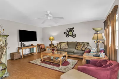 220 Flanders #220, Delray Beach, FL 33484 - Photo 4