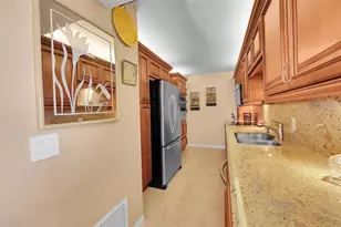 1200 Hibiscus Ave, Pompano Beach, FL 33062 - Photo 4