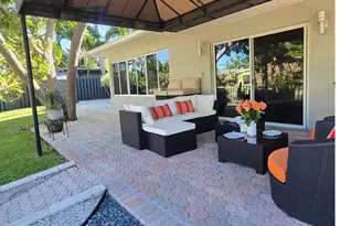 3044 NE 15th Terrace, Oakland Park, FL 33334 - Photo 8