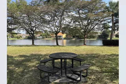 16534 NW 10th Street, Pembroke Pines, FL 33028 - Photo 22