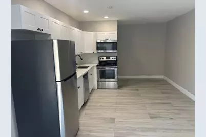 1651 NE 33rd Street, Oakland Park, FL 33334 - Photo 2