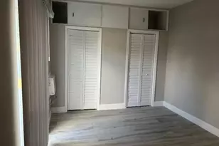 1651 NE 33rd St, Oakland Park, FL 33334 - Photo 4