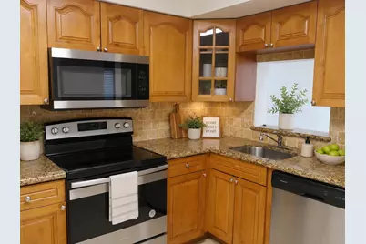 705 NW 91st Terrace, Plantation, FL 33324 - Photo 2