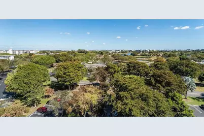 575 Oaks Lane #1002, Pompano Beach, FL 33069 - Photo 36