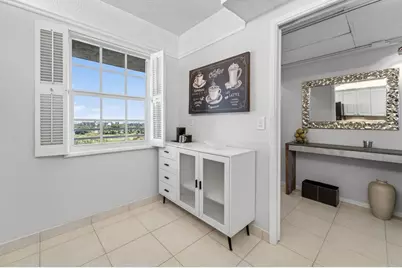 575 Oaks Lane #1002, Pompano Beach, FL 33069 - Photo 26