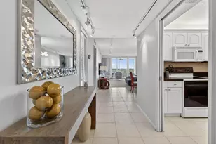 575 Oaks Ln, Pompano Beach, FL 33069 - Photo 2