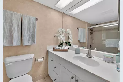 575 Oaks Lane #1002, Pompano Beach, FL 33069 - Photo 12