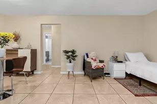 2700 NE 135th St, Miami, FL 33181 - Photo 8