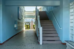 2700 NE 135th St, Miami, FL 33181 - Photo 2