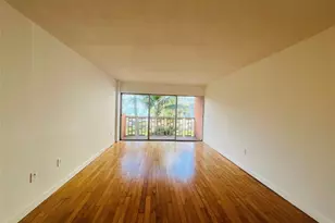 600 NE 25th St, Miami, FL 33137 - Photo 4