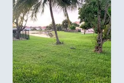 9139 Citrus Isle Lane, Lake Worth, FL 33467 - Photo 16