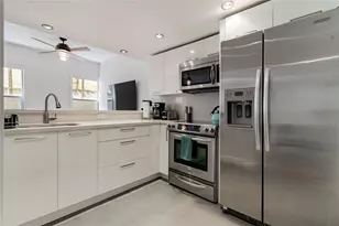 1350 Pennsylvania Ave, Miami Beach, FL 33139 - Photo 14