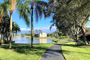 527 Shady Pine Way, Greenacres, FL 33415 - Photo 6