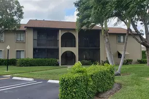 527 Shady Pine Way, Greenacres, FL 33415 - Photo 2