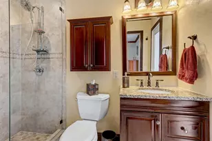 1017 NE 4th St, Hallandale Beach, FL 33009 - Photo 44