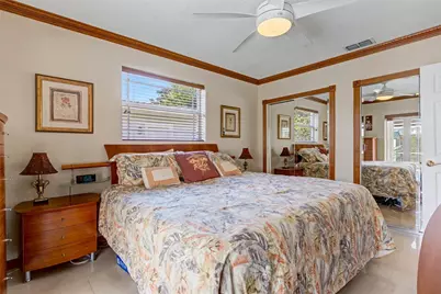 1017 NE 4th Street, Hallandale Beach, FL 33009 - Photo 46