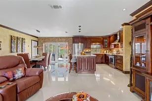 1017 NE 4th St, Hallandale Beach, FL 33009 - Photo 16