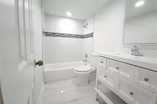 8401 W Sample Rd, Coral Springs, FL 33065 - Photo 6