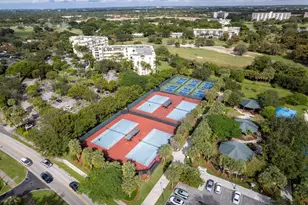 3200 N Palm Aire Dr, Pompano Beach, FL 33069 - Photo 32