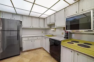 3200 N Palm Aire Dr, Pompano Beach, FL 33069 - Photo 18