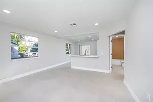 1161 NW 105th Terrace, Miami, FL 33150 - Photo 4