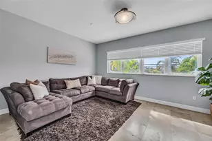 832 N Victoria Park Rd, Fort Lauderdale, FL 33304 - Photo 2