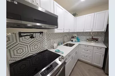 659 W Oakland Park Boulevard #218-c, Wilton Manors, FL 33311 - Photo 2