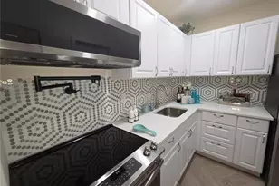 659 W Oakland Park Blvd, Wilton Manors, FL 33311 - Photo 2