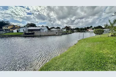 8712 SW 52nd Street, Cooper City, FL 33328 - Photo 30