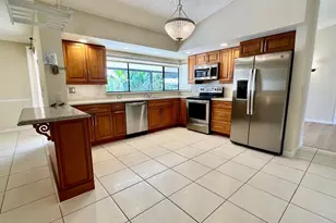 8712 SW 52nd St, Cooper City, FL 33328 - Photo 2